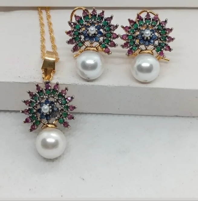 Diamond cut locket set 22k gold polish original judao work with 💯 stunning pearl/ gk-39