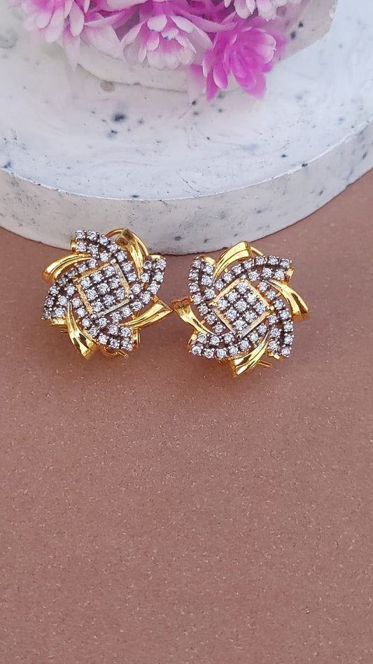 Diamond Cut Zircon | Judao earring | 22K Gold Plating